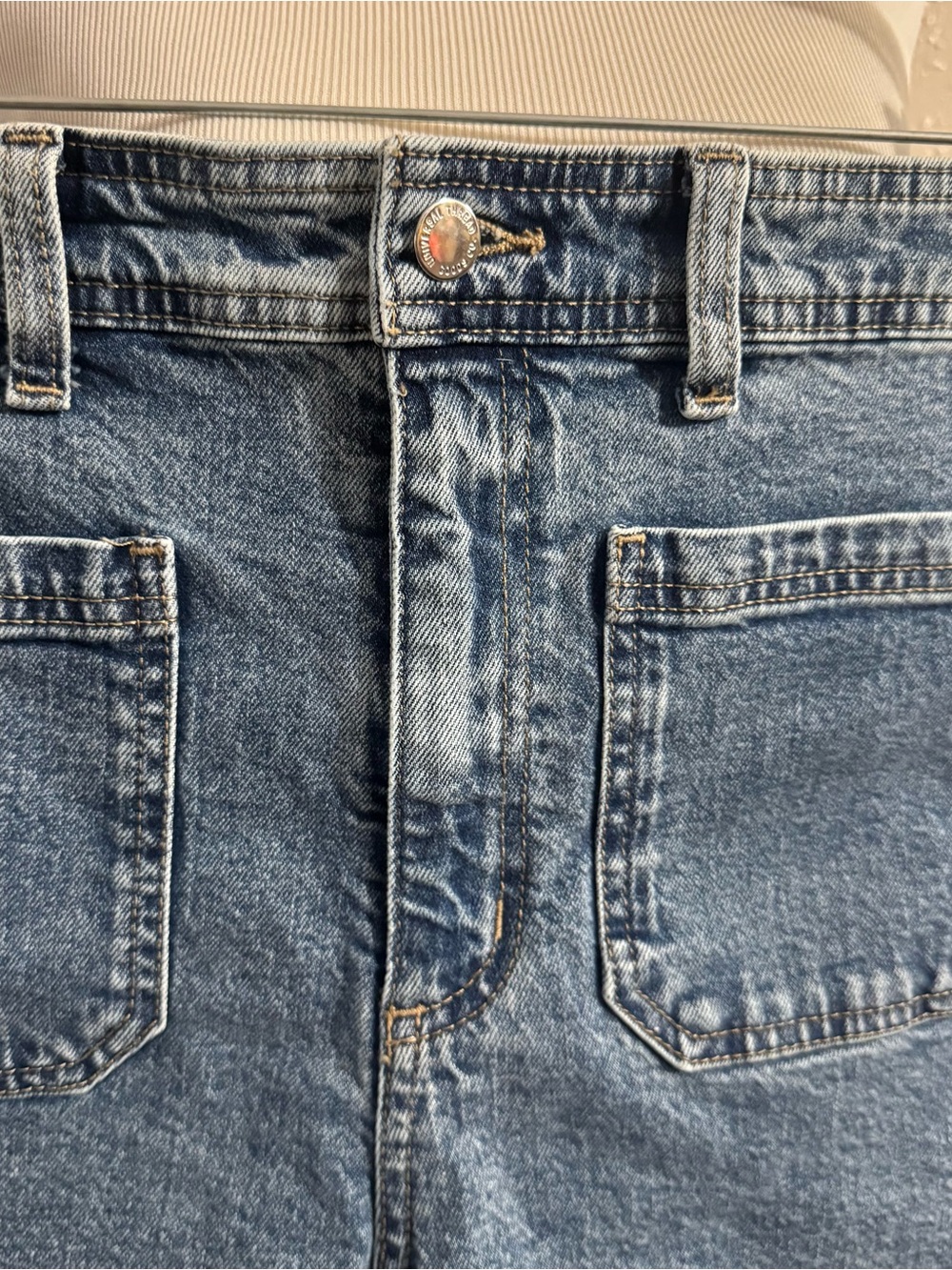 Universal Thread Women’s Denim Jean Shorts - Blue - Picture 2 of 9